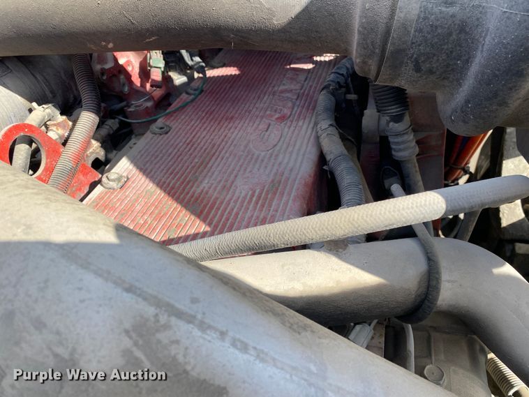 image for item DN8120 2009 International TranStar 8600  semi truck