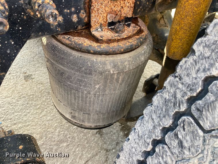 image for item DN8120 2009 International TranStar 8600  semi truck