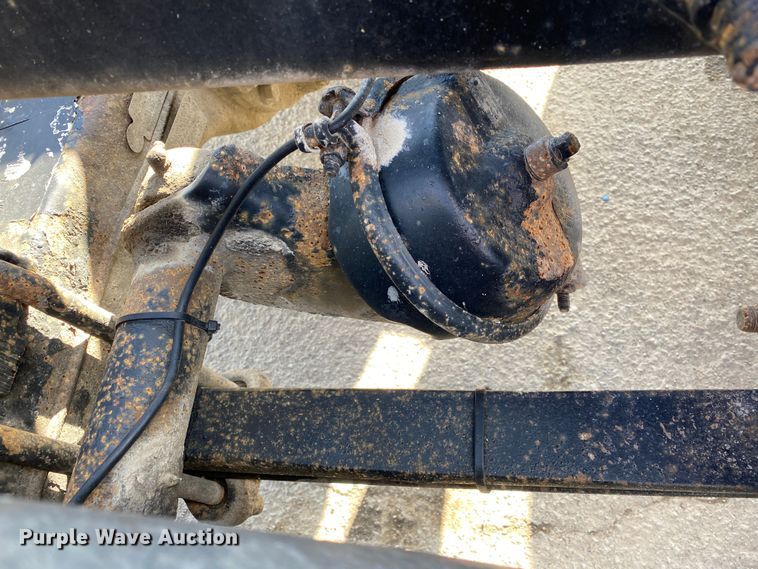 image for item DN8120 2009 International TranStar 8600  semi truck