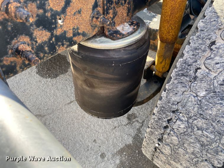 image for item DN8120 2009 International TranStar 8600  semi truck