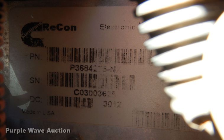 image for item DO1430 2009 Kenworth W900  semi truck