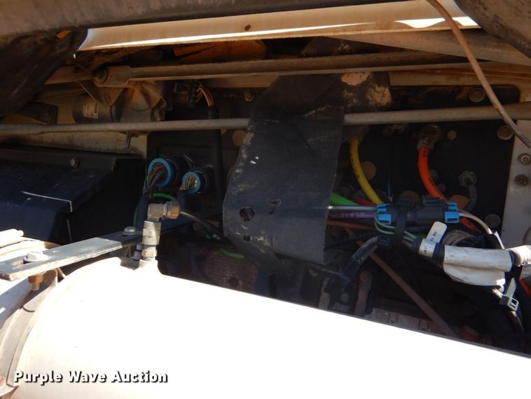 image for item DO1430 2009 Kenworth W900  semi truck