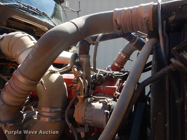 image for item DO1430 2009 Kenworth W900  semi truck