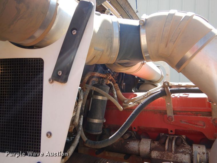 image for item DO1430 2009 Kenworth W900  semi truck