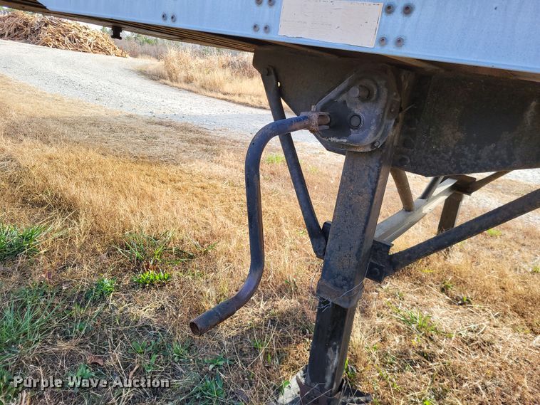 image for item DO3458 2001 Trailmobile  dry van trailer