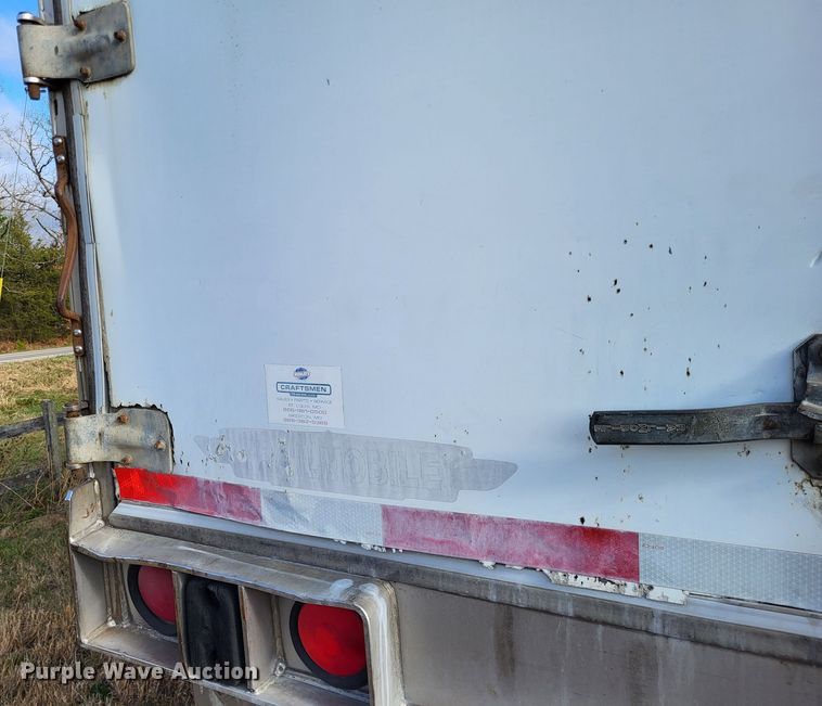 image for item DO3458 2001 Trailmobile  dry van trailer