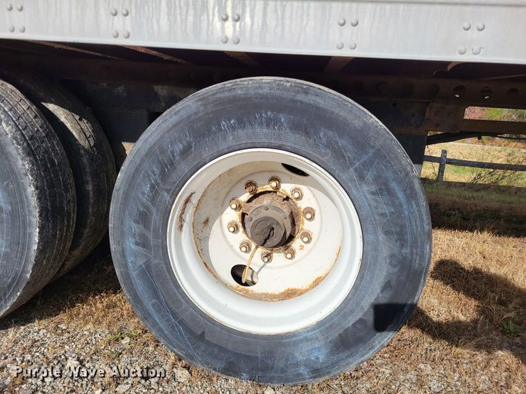 image for item DO3458 2001 Trailmobile  dry van trailer