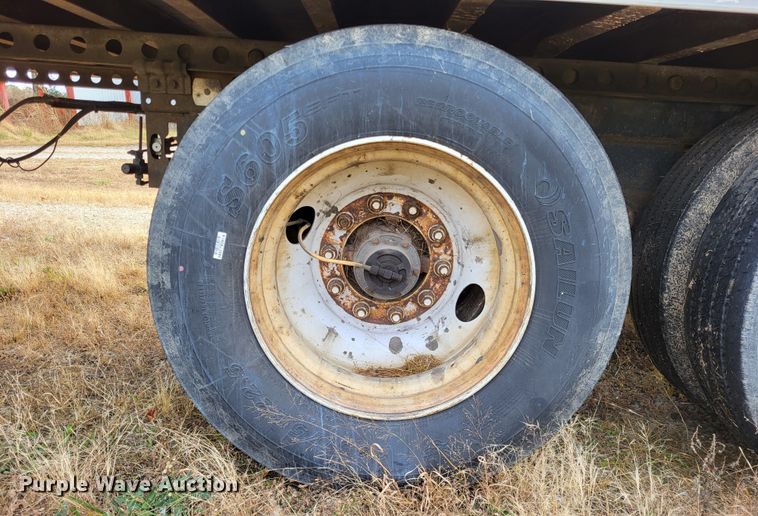 image for item DO3458 2001 Trailmobile  dry van trailer