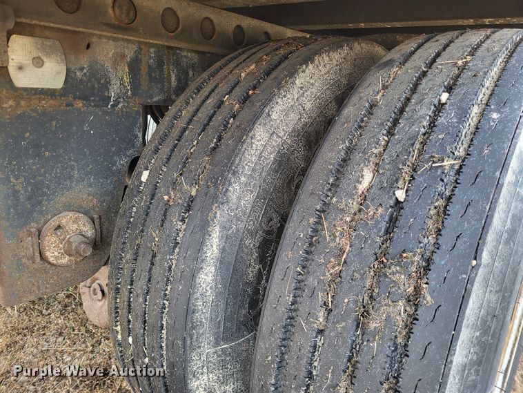 image for item DO3458 2001 Trailmobile  dry van trailer