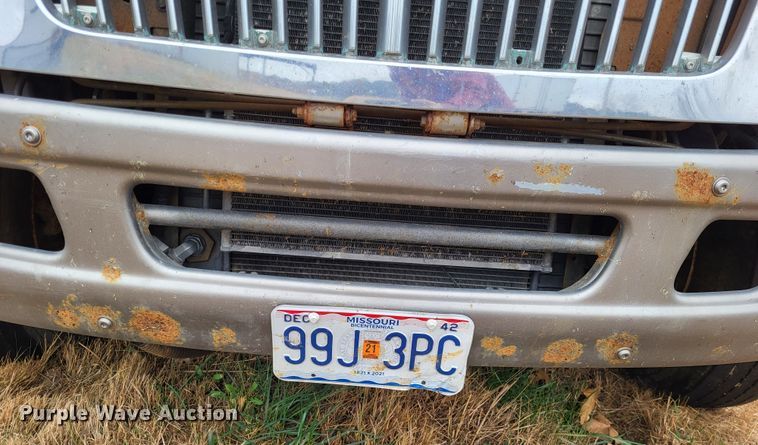 image for item DO3460 2006 International 4300  box truck