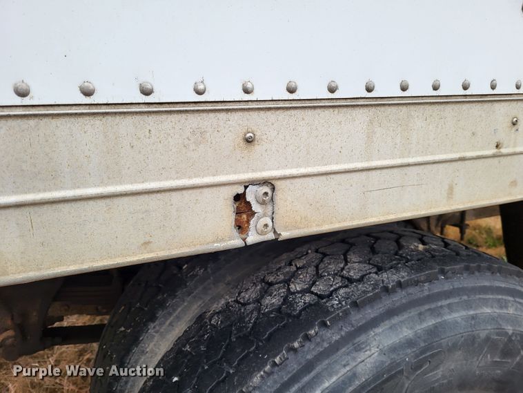 image for item DO3460 2006 International 4300  box truck