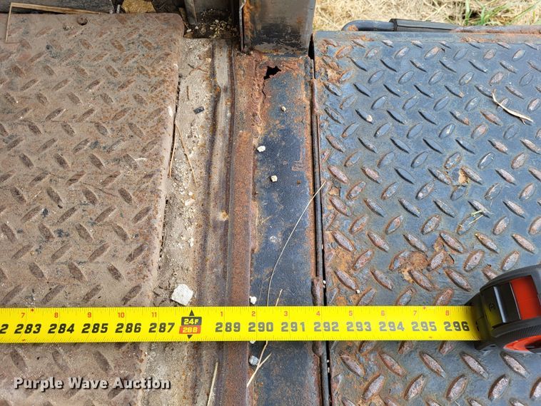 image for item DO3460 2006 International 4300  box truck