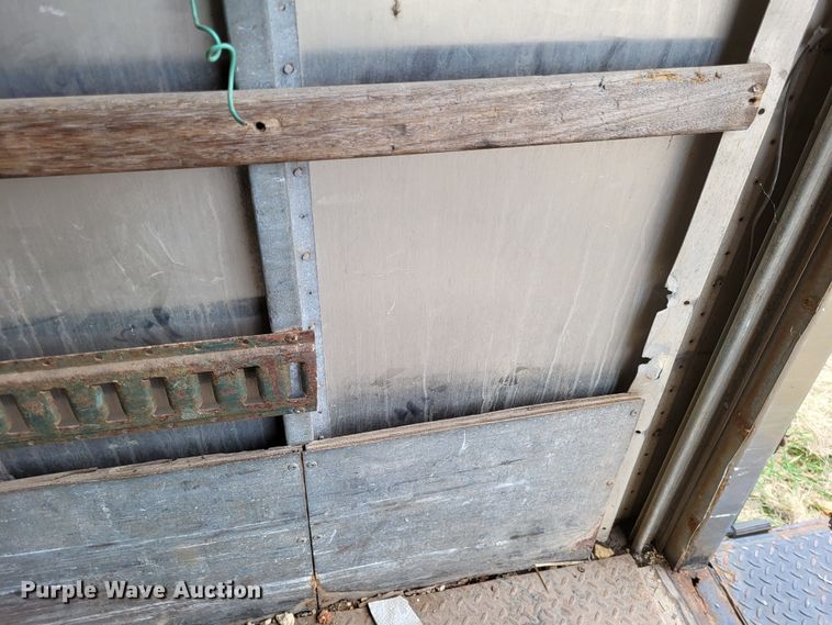 image for item DO3460 2006 International 4300  box truck