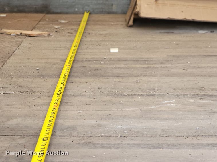 image for item DO3460 2006 International 4300  box truck