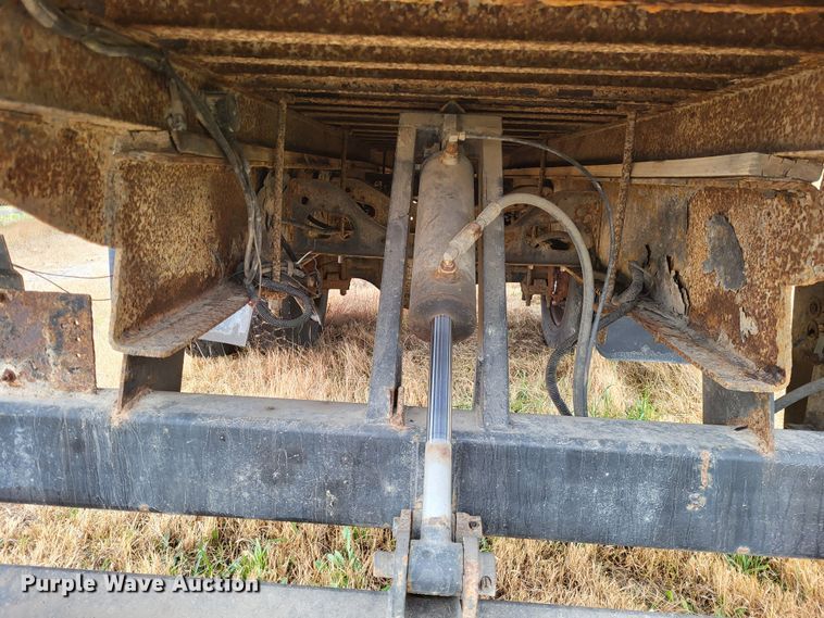 image for item DO3460 2006 International 4300  box truck