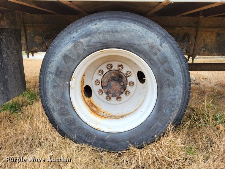 image for item DO3460 2006 International 4300  box truck