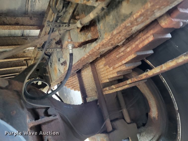 image for item DO3460 2006 International 4300  box truck