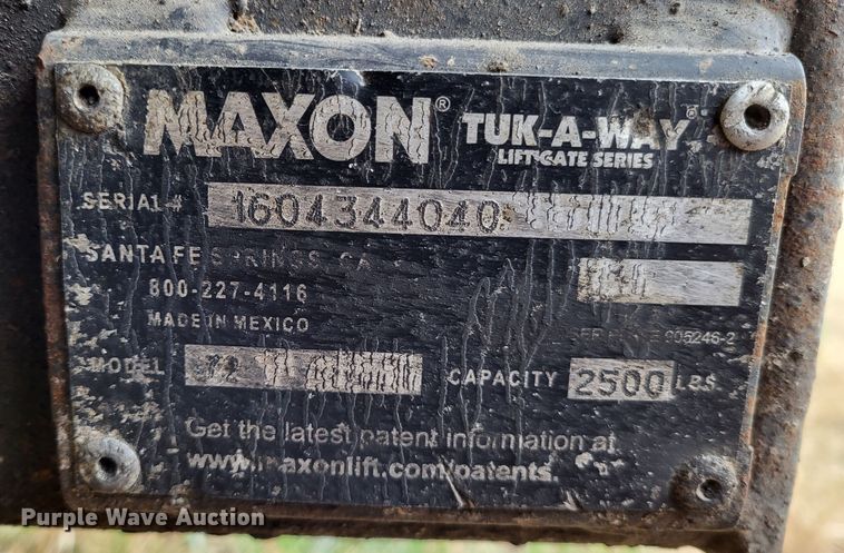 image for item DO3460 2006 International 4300  box truck