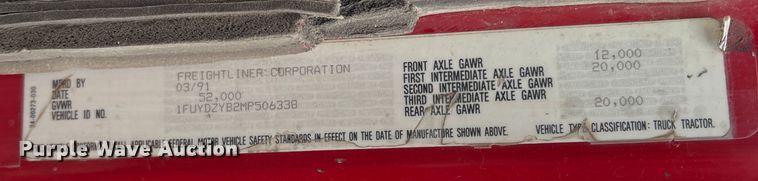 image for item DO8866 1991 Freightliner FLD120  semi truck