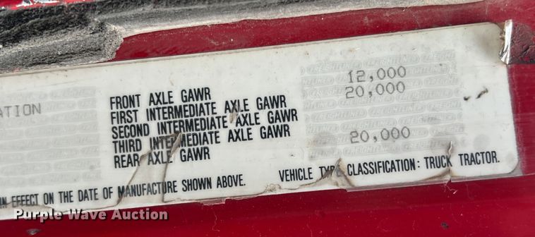 image for item DO8866 1991 Freightliner FLD120  semi truck