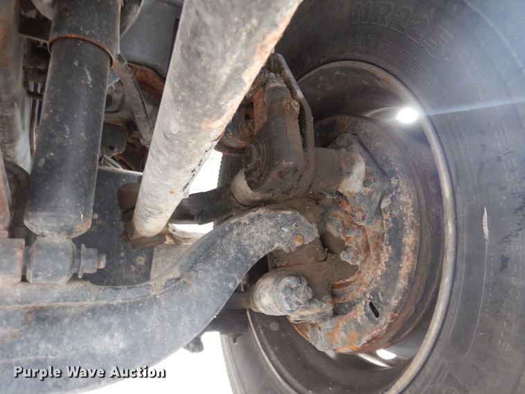 image for item DP0415 2015 Ford F750 Super Duty XLT  SuperCab flatbed truck