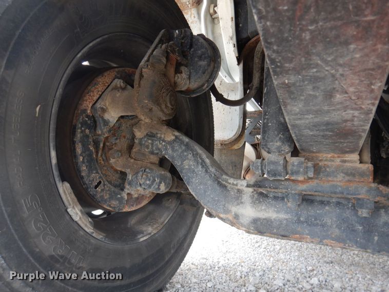 image for item DP0415 2015 Ford F750 Super Duty XLT  SuperCab flatbed truck