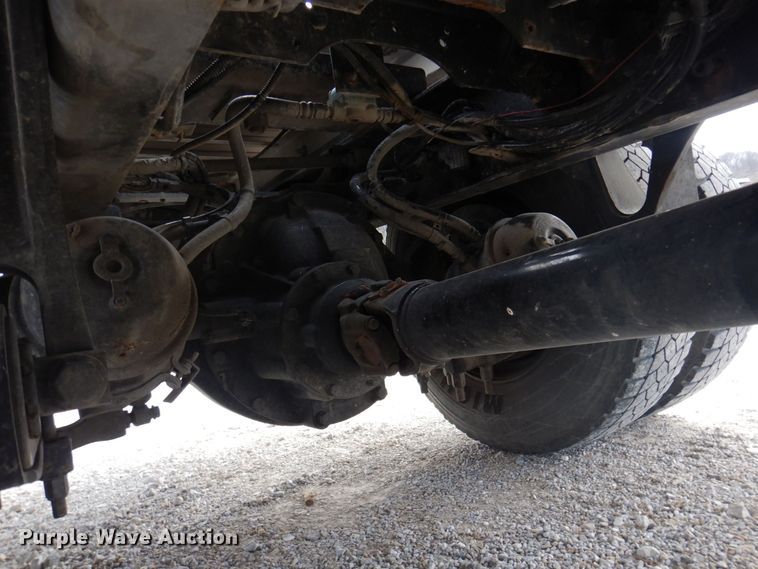 image for item DP0415 2015 Ford F750 Super Duty XLT  SuperCab flatbed truck