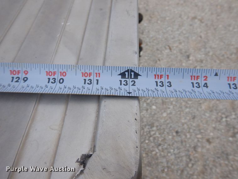 image for item DP0415 2015 Ford F750 Super Duty XLT  SuperCab flatbed truck