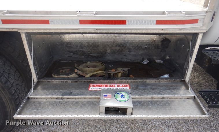 image for item DP0415 2015 Ford F750 Super Duty XLT  SuperCab flatbed truck