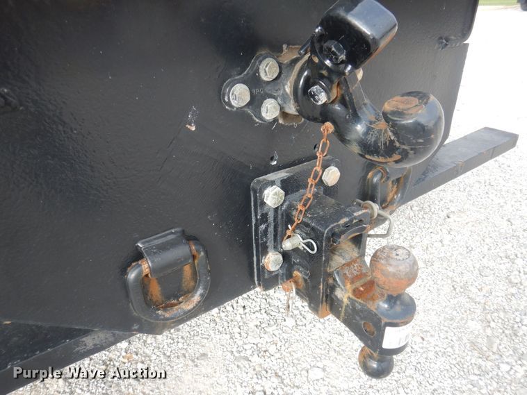 image for item DP0415 2015 Ford F750 Super Duty XLT  SuperCab flatbed truck