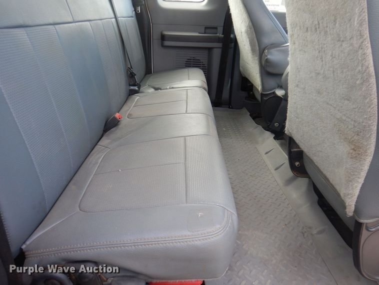 image for item DP0415 2015 Ford F750 Super Duty XLT  SuperCab flatbed truck