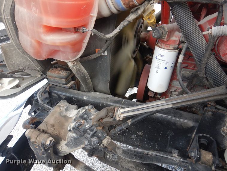 image for item DP0415 2015 Ford F750 Super Duty XLT  SuperCab flatbed truck