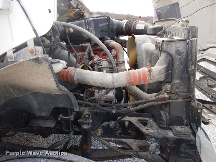 image for item DP0415 2015 Ford F750 Super Duty XLT  SuperCab flatbed truck