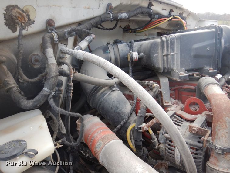 image for item DP0415 2015 Ford F750 Super Duty XLT  SuperCab flatbed truck