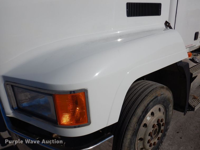 image for item DP0435 1995 Mack CH613  semi truck