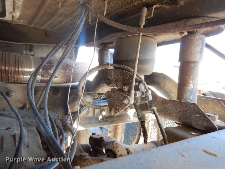 image for item DP0435 1995 Mack CH613  semi truck