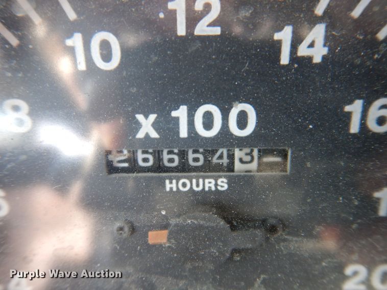 image for item DP0435 1995 Mack CH613  semi truck