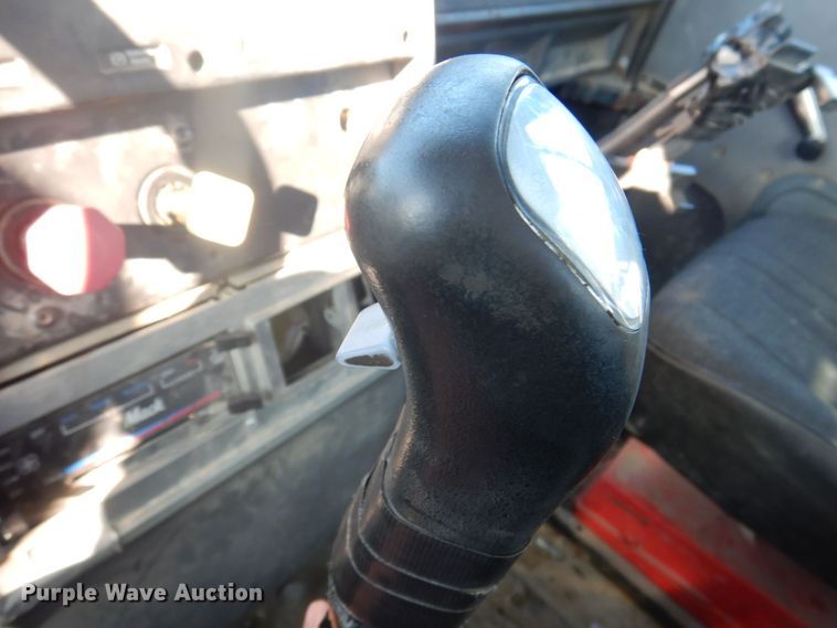 image for item DP0435 1995 Mack CH613  semi truck