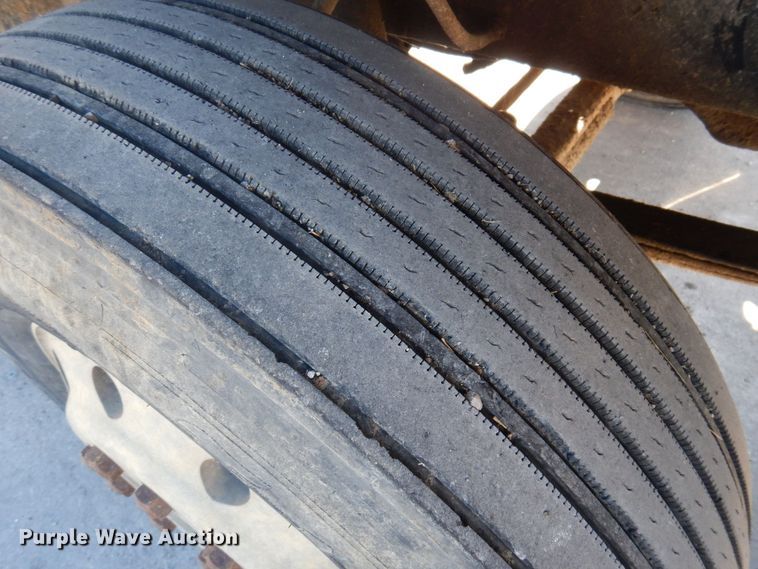 image for item DP0435 1995 Mack CH613  semi truck