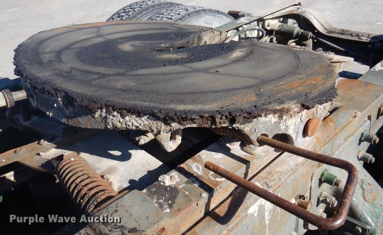 image for item DP0437 1994 Mack CH613  semi truck