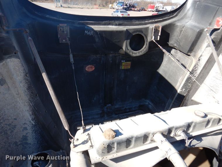 image for item DP0437 1994 Mack CH613  semi truck