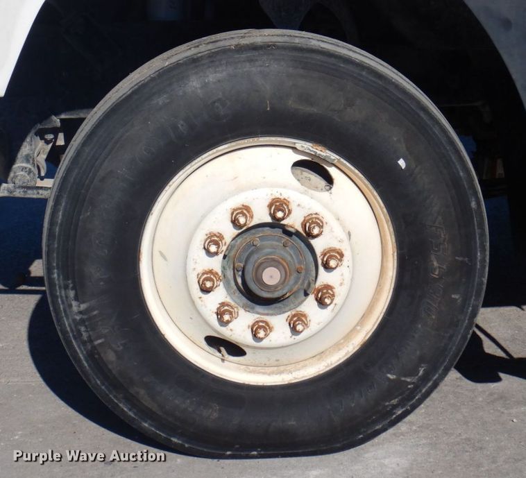 image for item DP0437 1994 Mack CH613  semi truck