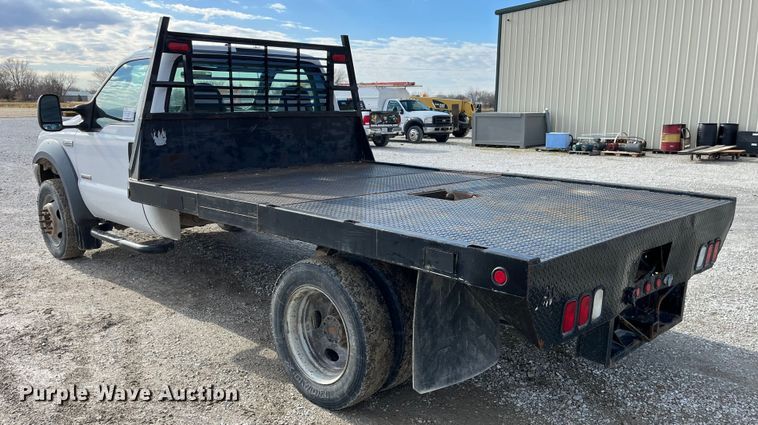 image for item DP0449 2005 Ford F450 Super Duty XL  flatbed truck