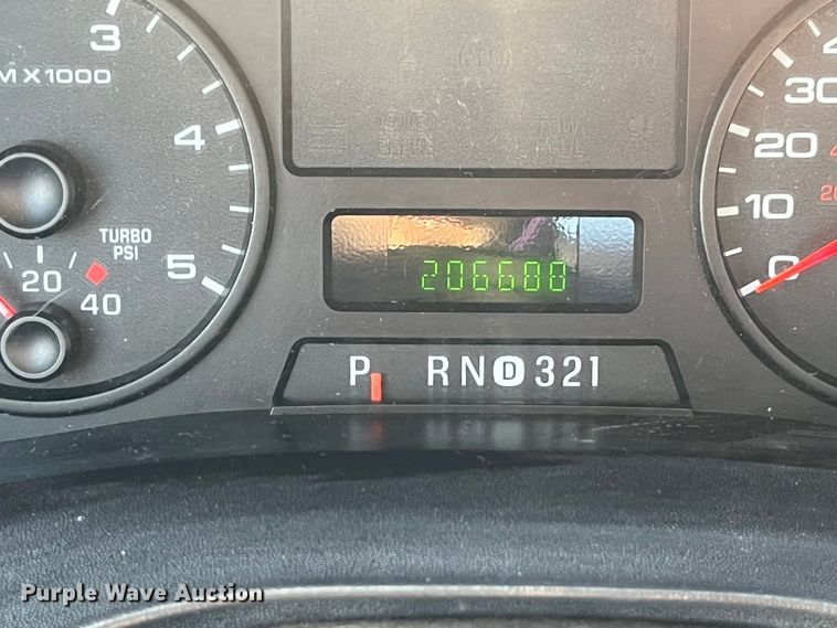 image for item DP0449 2005 Ford F450 Super Duty XL  flatbed truck