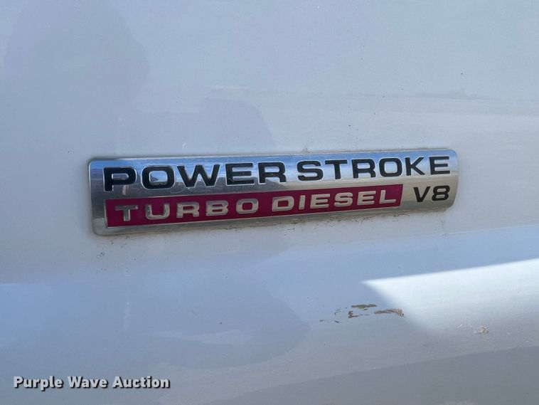 image for item DP0449 2005 Ford F450 Super Duty XL  flatbed truck