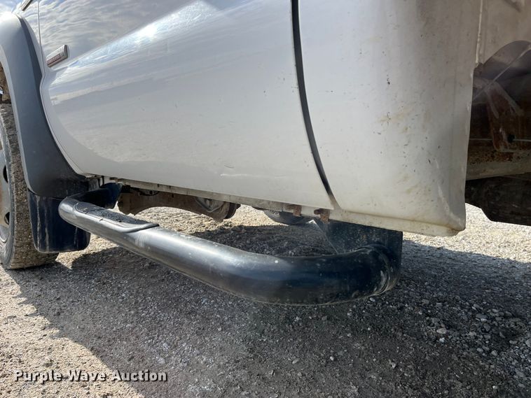 image for item DP0449 2005 Ford F450 Super Duty XL  flatbed truck