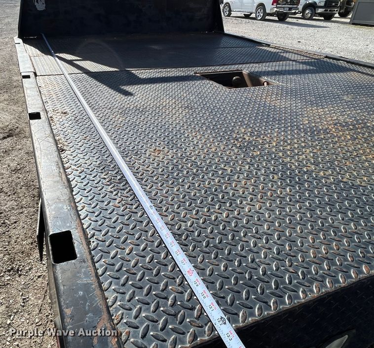 image for item DP0449 2005 Ford F450 Super Duty XL  flatbed truck