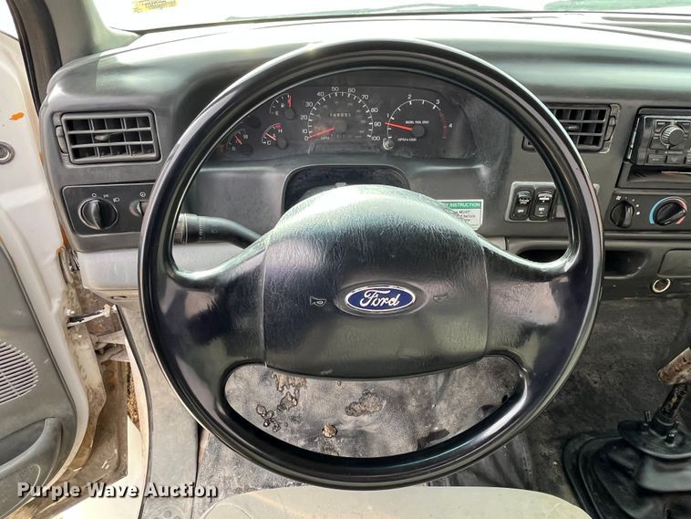 image for item DP0450 2006 Ford F650 Super Duty XLT  flatbed truck