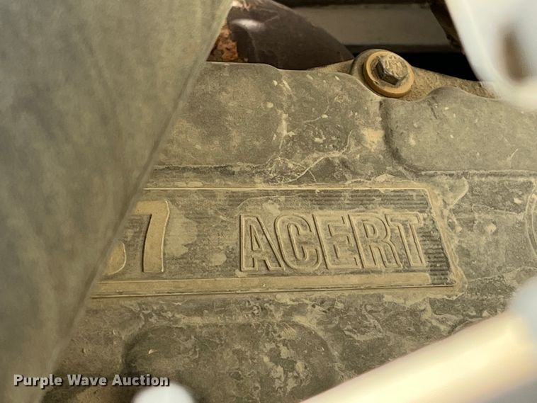 image for item DP0450 2006 Ford F650 Super Duty XLT  flatbed truck