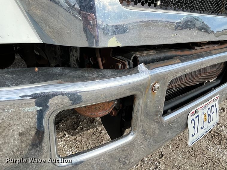 image for item DP0450 2006 Ford F650 Super Duty XLT  flatbed truck